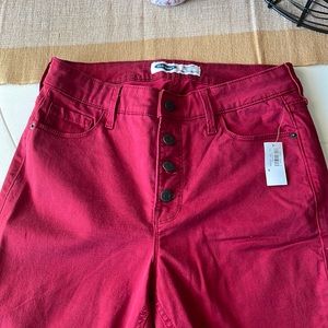 Old Navy. Rockstar super skinny high rise pants. Size 8. NWT